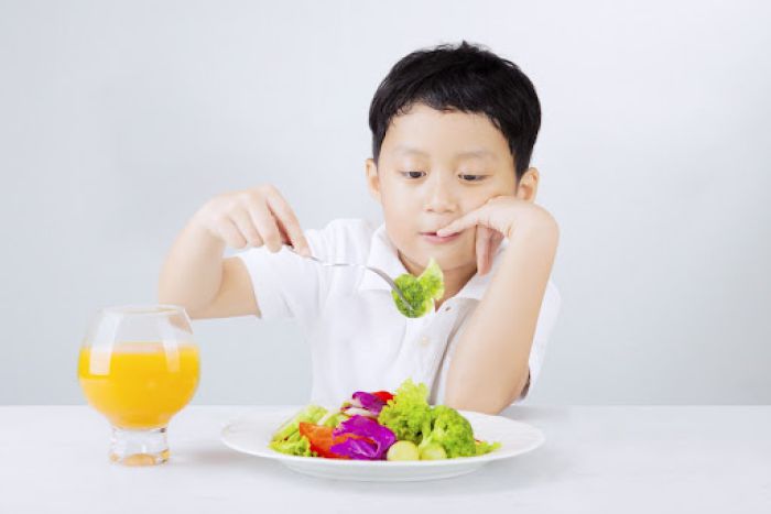 Tips-Manjur-Agar-Si-Kecil-Mau-Konsumsi-Zat-Besi